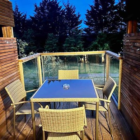 Brownberry Tree Serviced Apartment CBG Extérieur photo