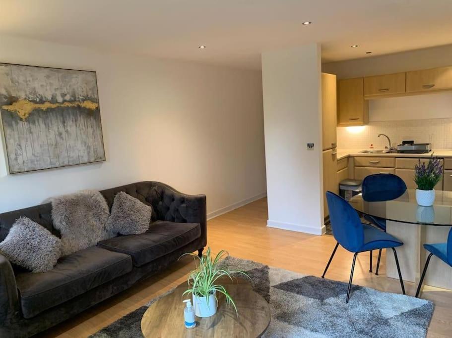 Brownberry Tree Serviced Apartment CBG Extérieur photo