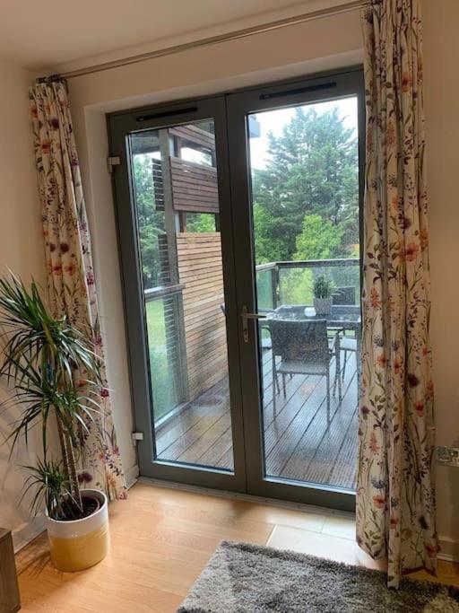 Brownberry Tree Serviced Apartment CBG Extérieur photo